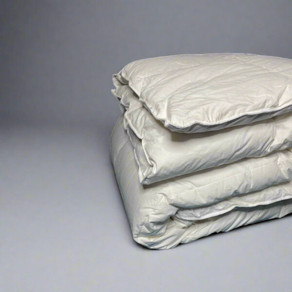 White goose down duvet 140x200 and 200x220 luxurious